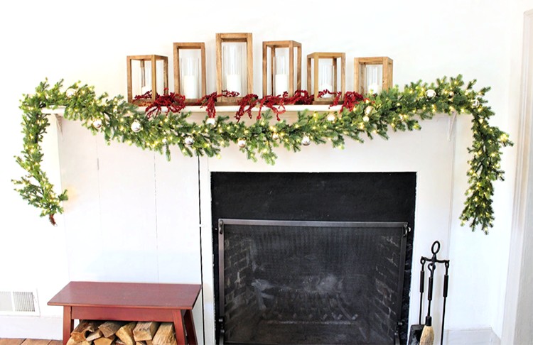 As part of The Holiday Style Challenge series, watch as Jaime Costiglio incorporates a few beautiful holiday decorations available at The Home Depot to create a simple holiday mantel with garland.