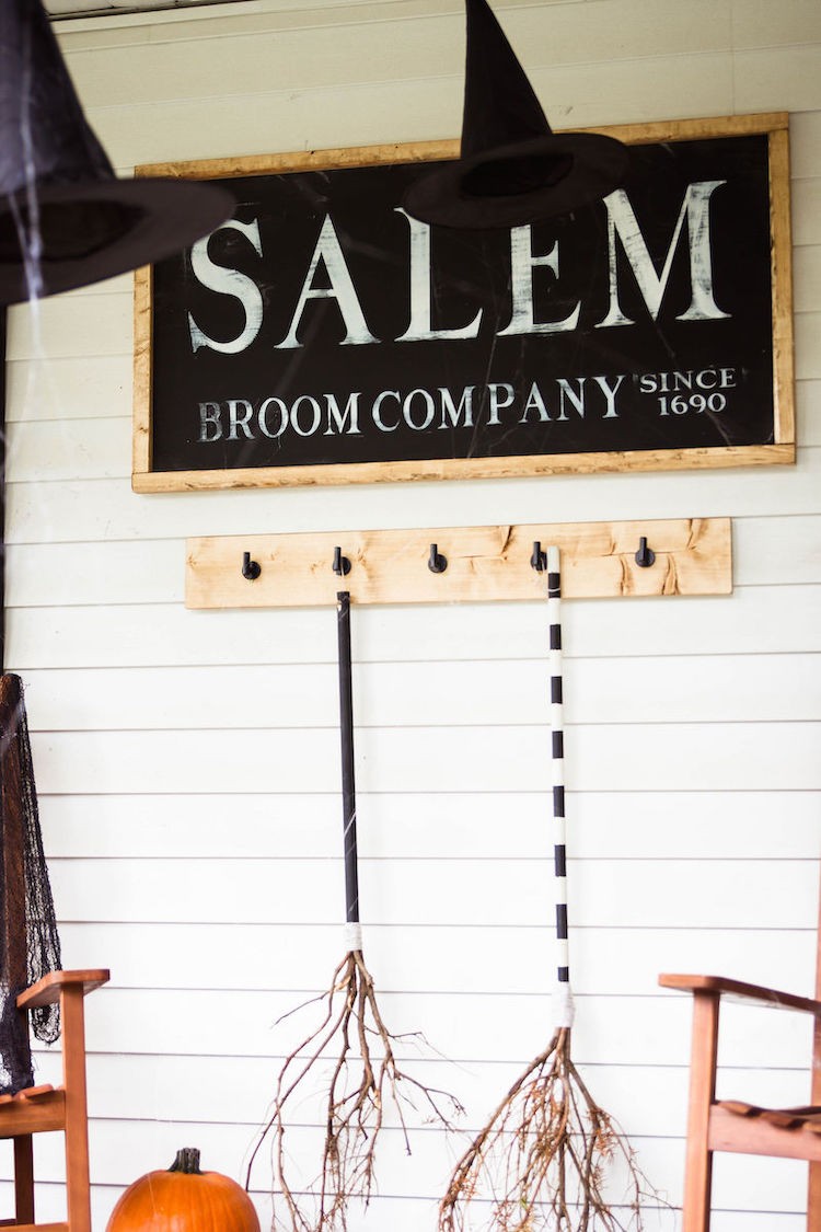 How to Create the Spooky Halloween Porch