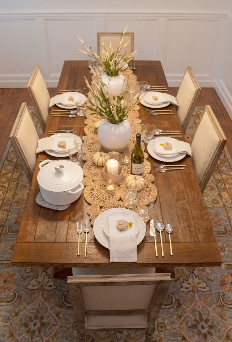 5 Tips to Setting a Memorable Friendsgiving Table