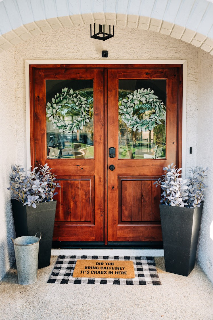 A Smart and Modern Entryway Renovation